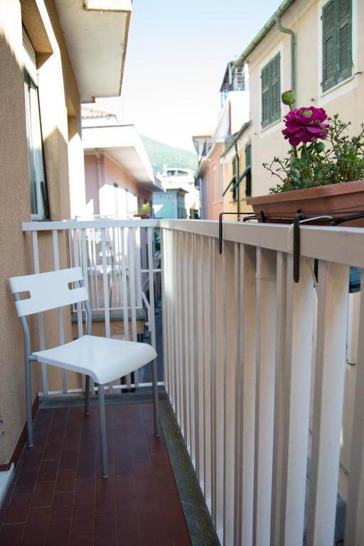 Hotel Giongo Spotorno Exterior foto